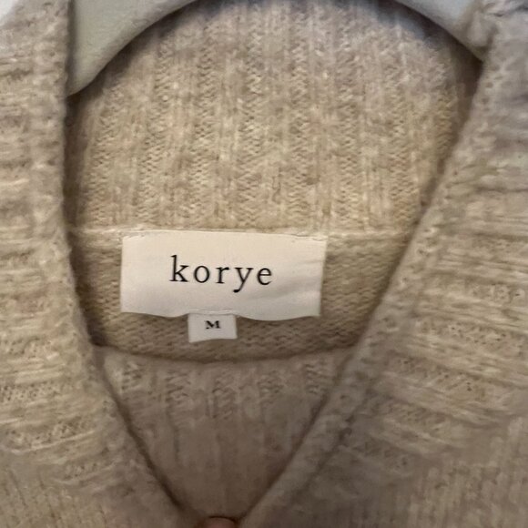 Korye loose striped sweater Size M - Picture 2 of 2